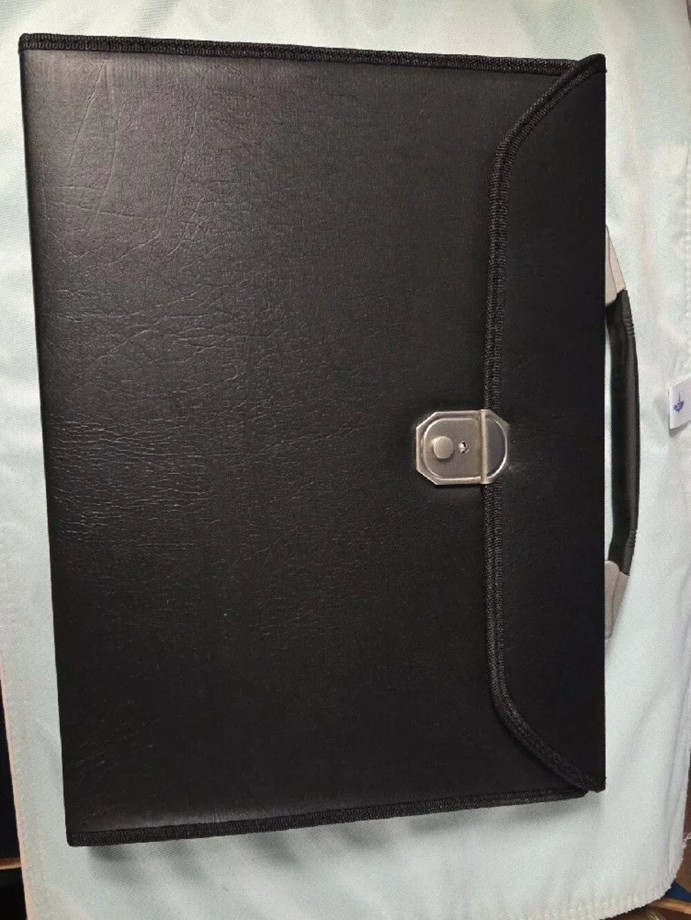 Loyalty Pet Products Black Carry Case fir Groomers